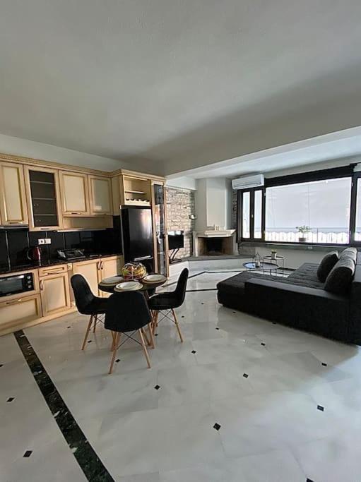 M&F Meteora Apartments #1 Kalambáka Kültér fotó